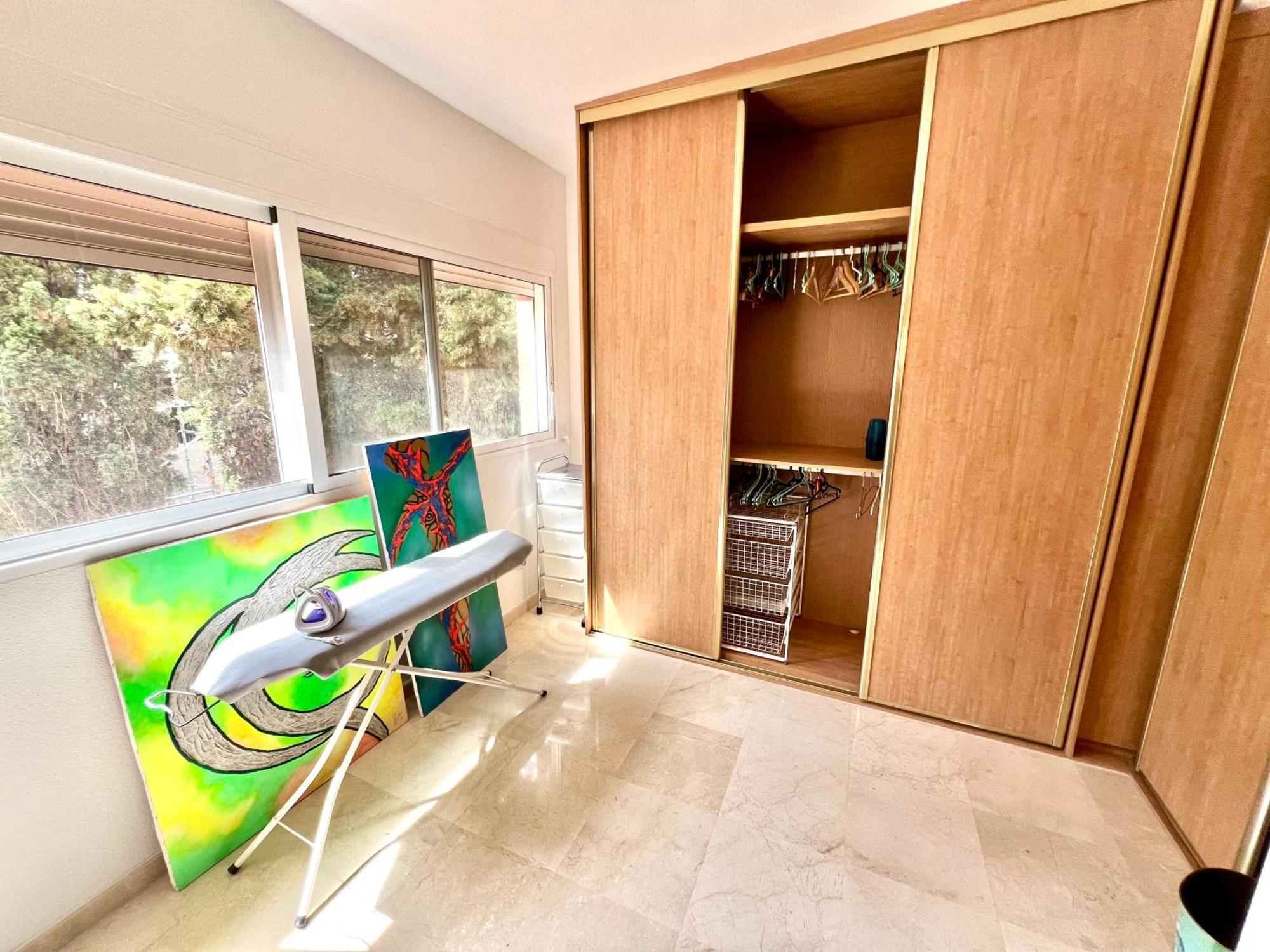 Beachside 4-Bedroom With Pool Аликанте Экстерьер фото