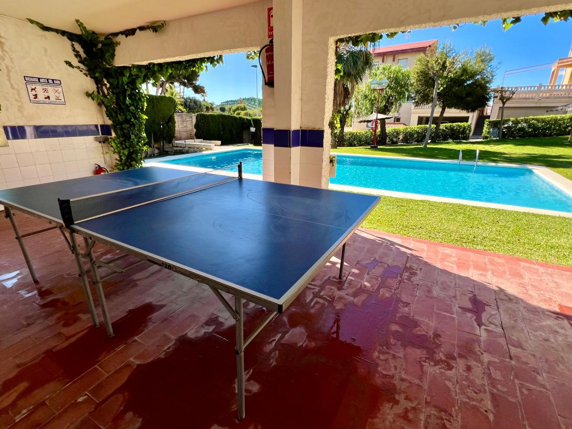 Beachside 4-Bedroom With Pool Аликанте Экстерьер фото