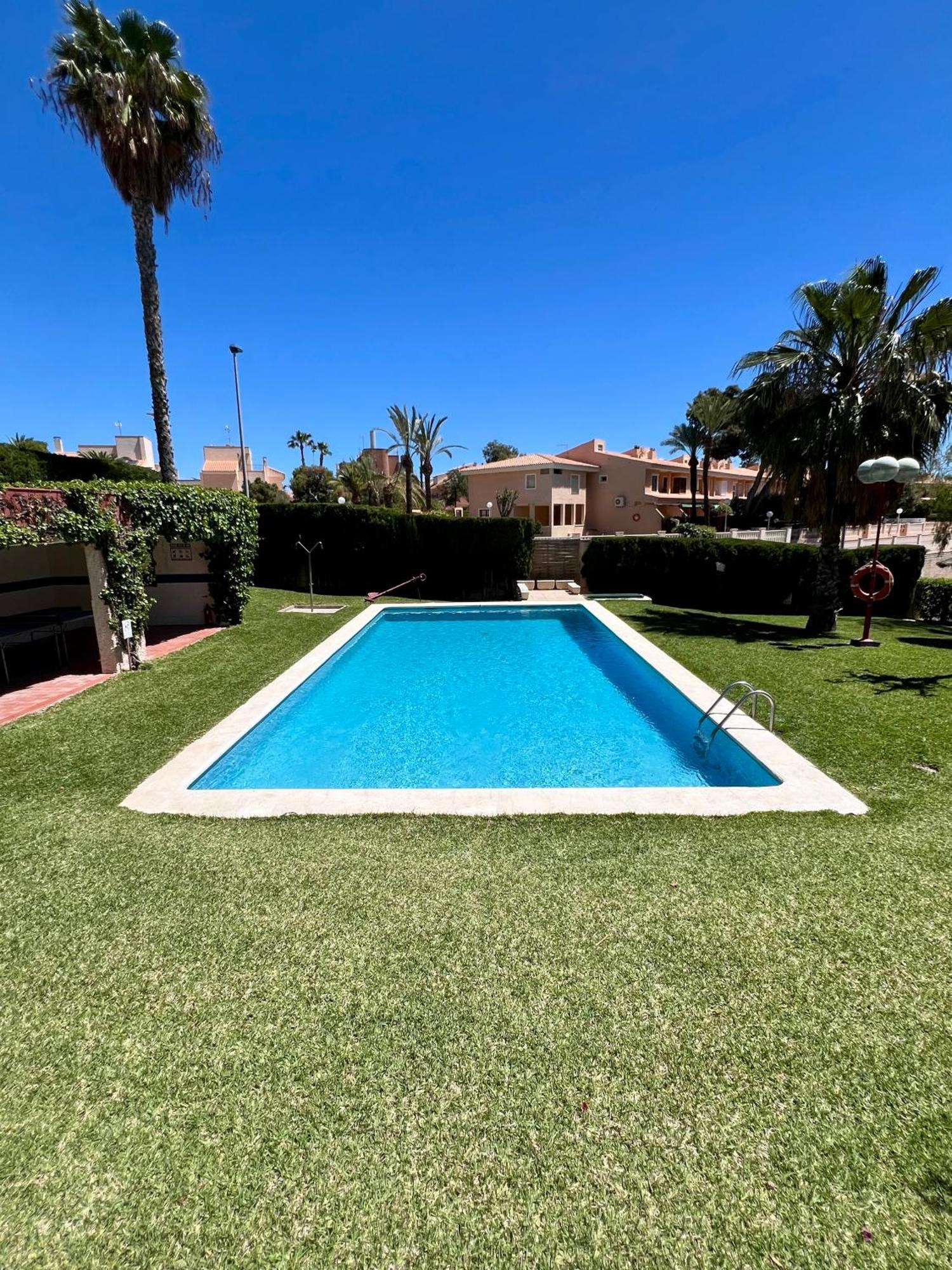 Beachside 4-Bedroom With Pool Аликанте Экстерьер фото